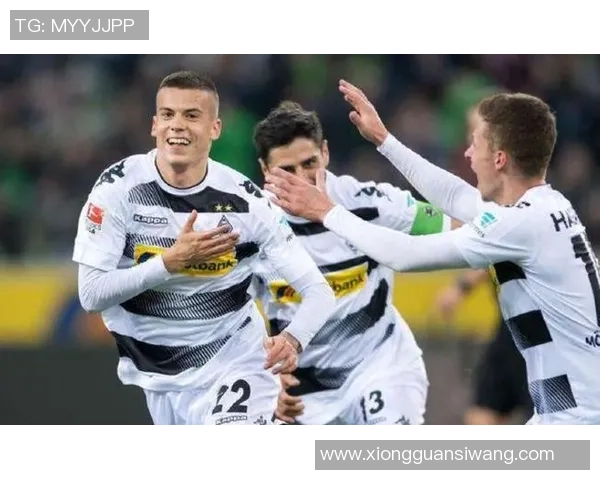 汉堡与门兴对决分析球队状态战术特点及历史交锋记录探讨